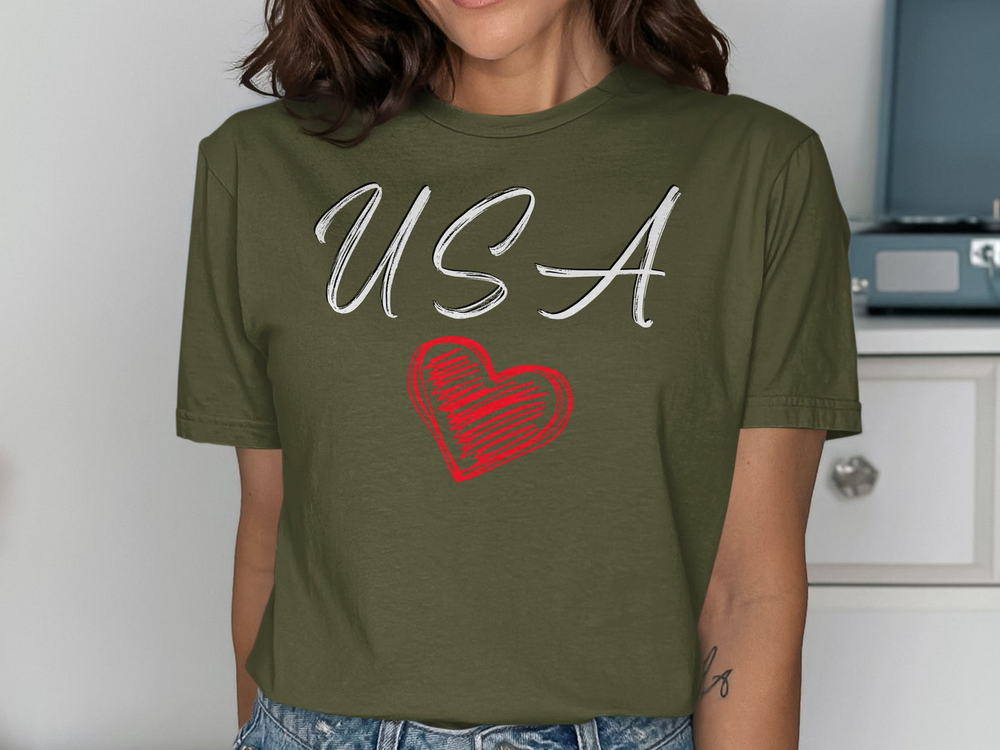 USA Heart Graphic Women's T-Shirt