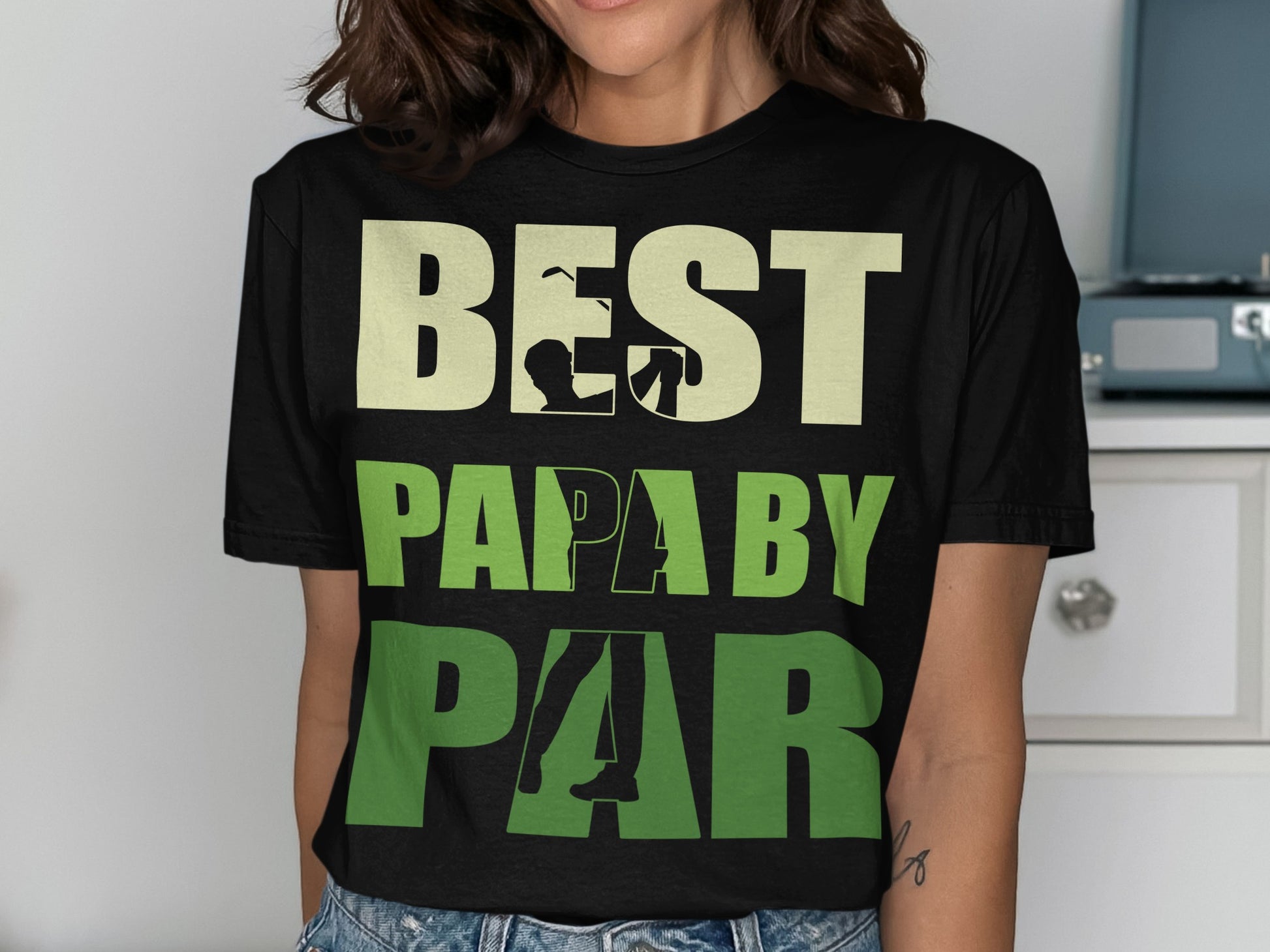 Black t-shirt with "BEST PAPA BY PAR" text and golf silhouette.