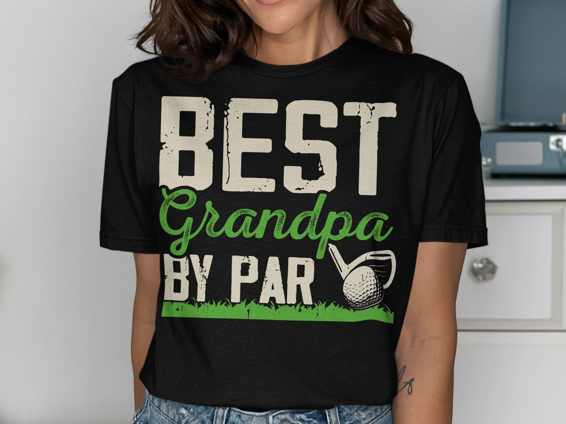 Black t-shirt with "BEST Grandpa BY PAR" and a golf club graphic.